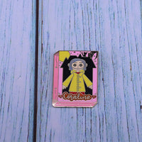 Pin Muñeca Coraline