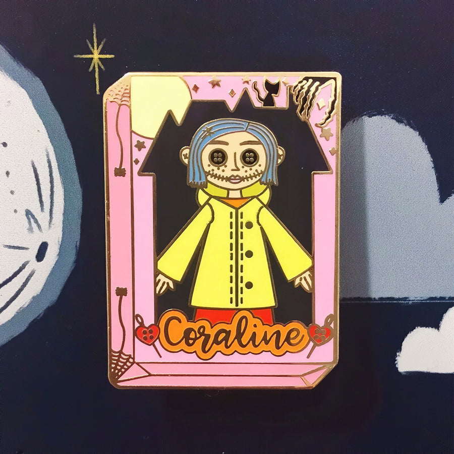 Pin Muñeca Coraline