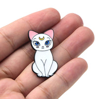 Pin Artemis